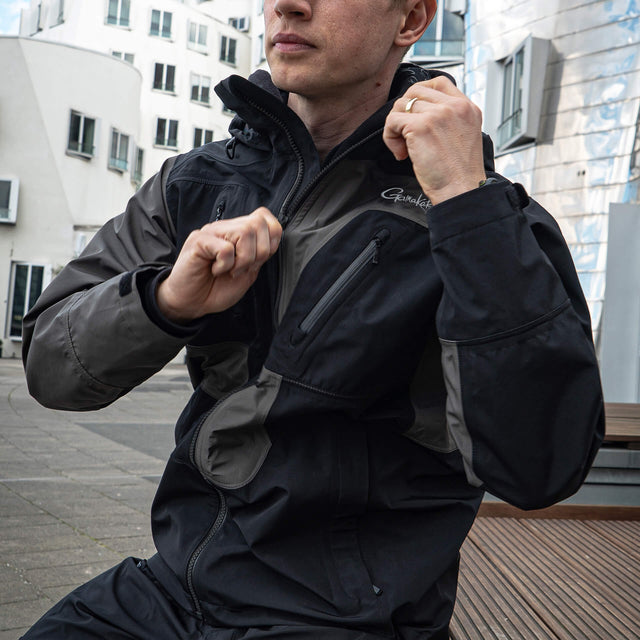 Product Images - Luxxe Rain Jacket - 03